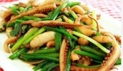 韭菜炒魷魚