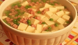 青豆火腿豆腐湯