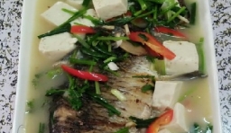 麻辣鯉魚燉豆腐