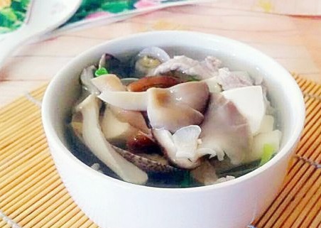 豬肚菇三鮮湯