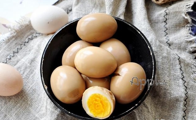 雞蛋這樣做，比茶葉蛋、水煮蛋更入味，比煎蛋更健康，早餐吃不錯