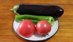  您吃過西紅柿炒茄子嗎？西紅柿炒茄子，開胃又下飯，食慾大增